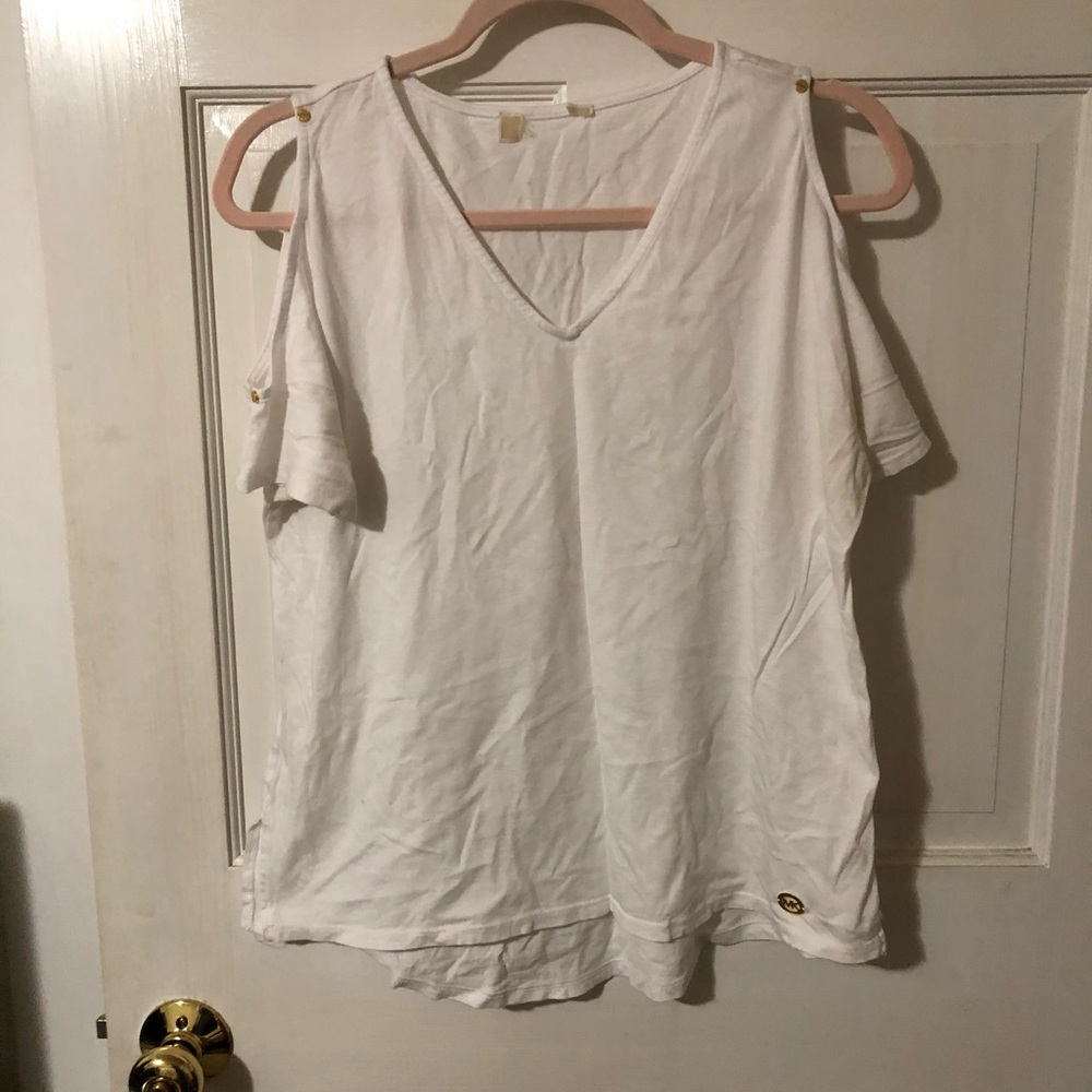 Michael Kor’s T-shirt